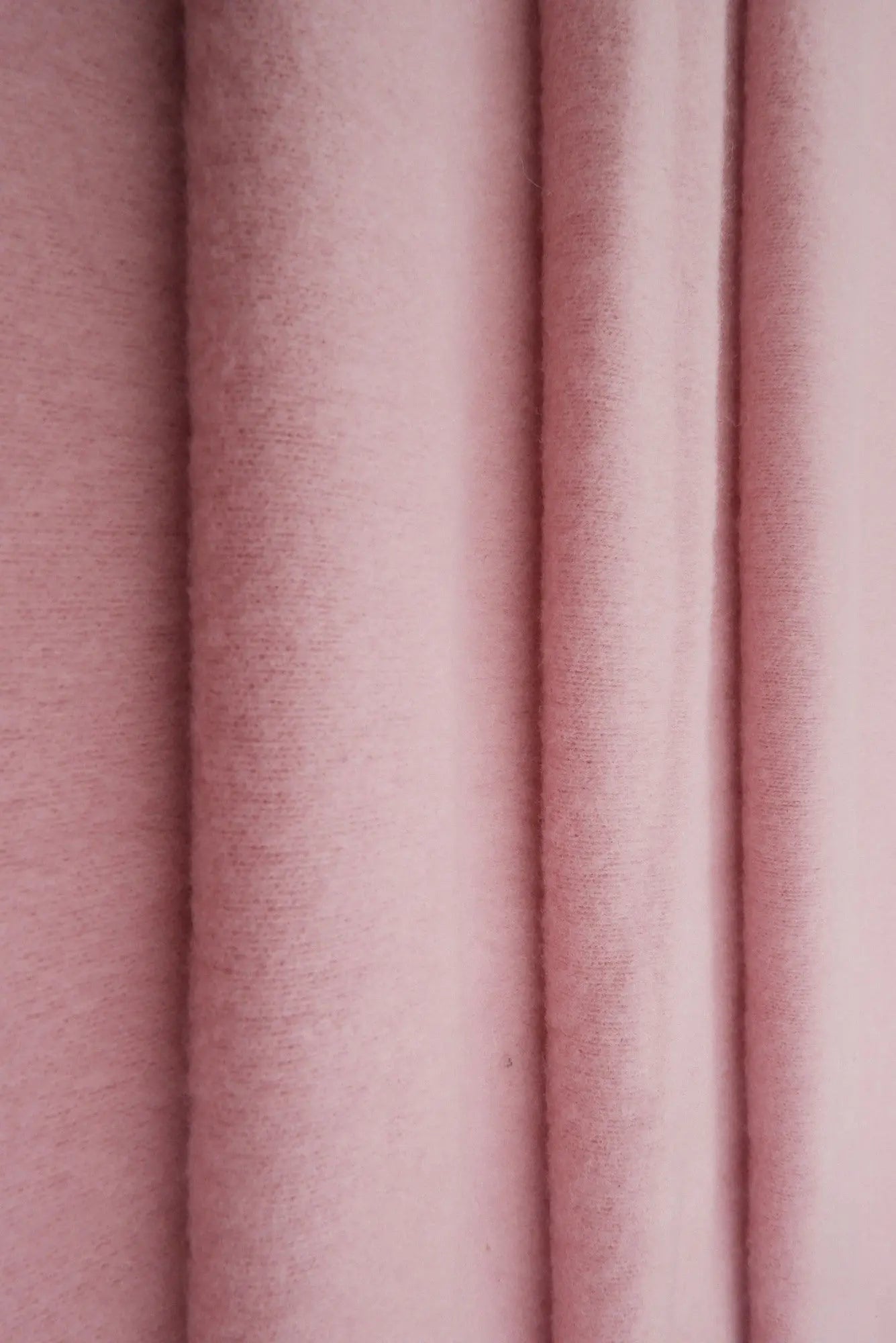 KNT4205 PINK LT BODYSUIT BOTTOMS CASHMERE DRESS KNIT LOUNGEWEAR NO-PRINT OUTERWEAR PANTS PINK POLYESTER RAYON SKIRTS SOLID SPANDEX STRETCH SWEATER SWEATSHIRT T-SHIRT TUNICS