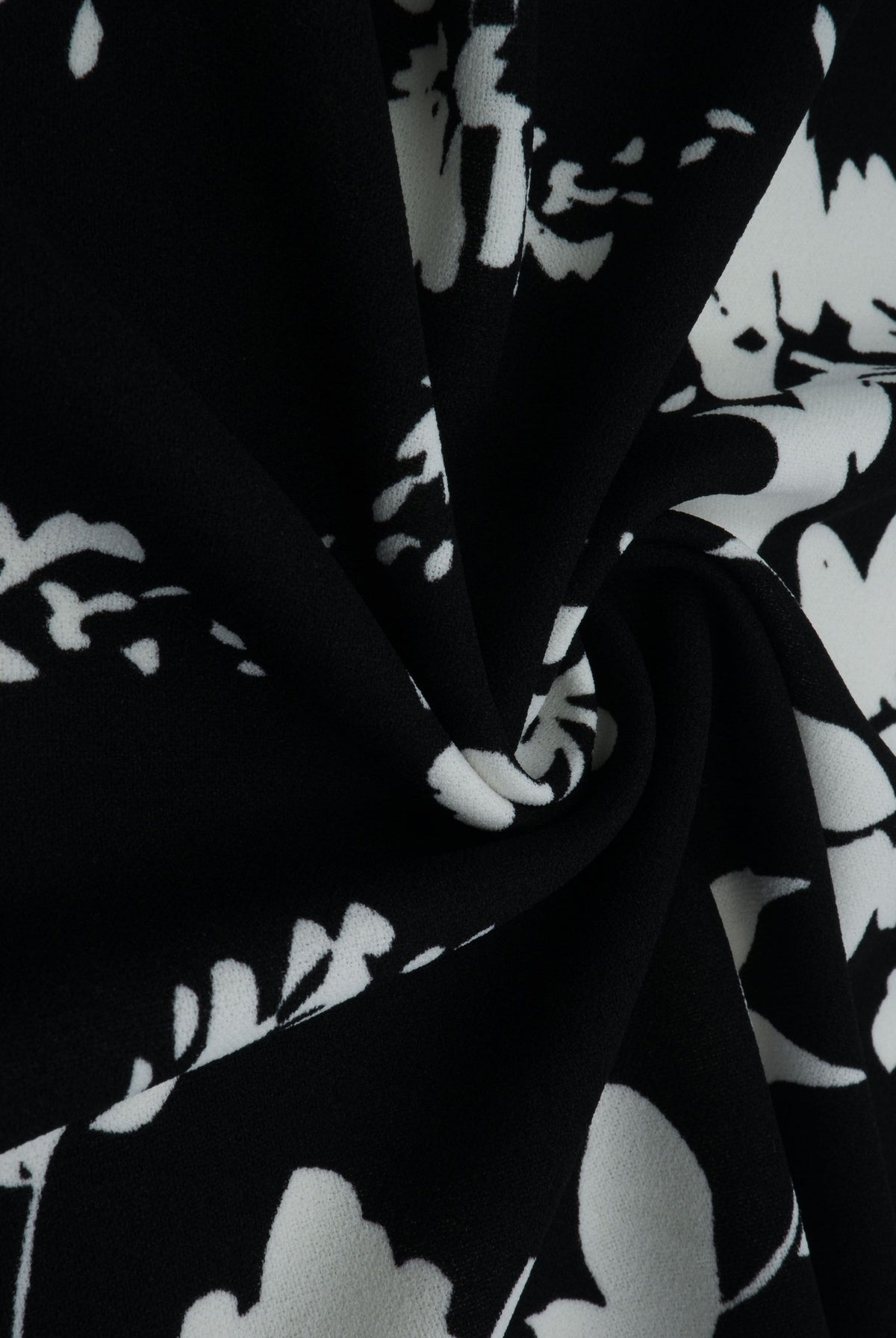 KNT3971-Q11028 BLK/WHT BLACK BLOUSE DRESS FLORAL FLOWER KNIT POLYESTER PRINT SKIRTS SPANDEX STRETCH TOPS WHITE