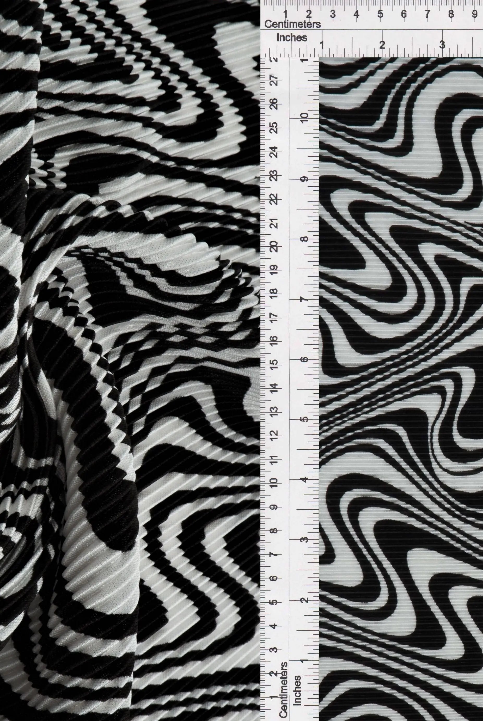 KNT3696-Q20611B BLACK/IVORY ABSTRACT BLOUSE BODYSUIT BOTTOMS CAMI DRESS GEOMETRIC KNIT PANTS PLEATED POLYESTER PRINT SKIRTS STRETCH TOPS ZEBRA