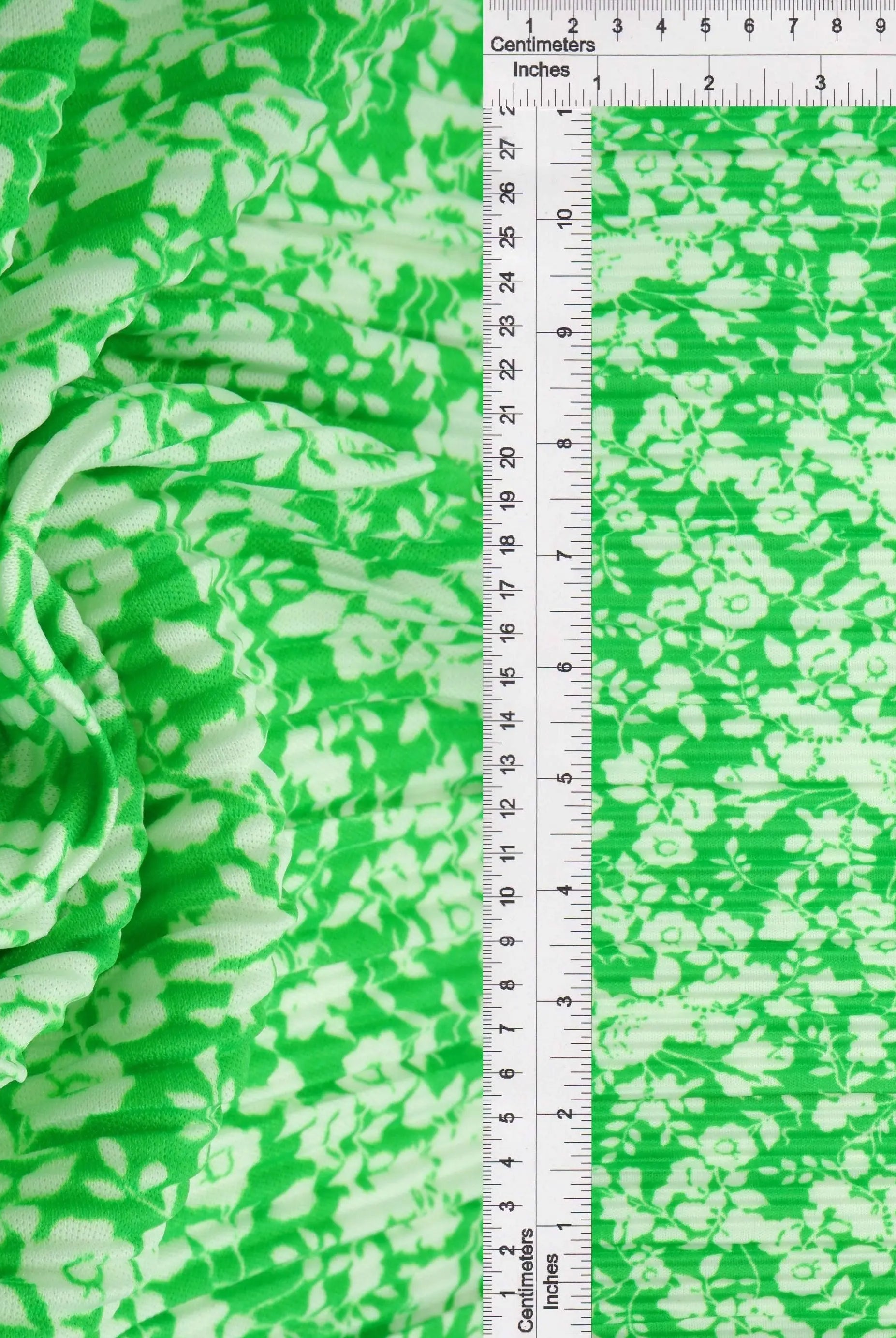 KNT4470-SE30589 GREEN FLOWER BLOUSE BODRE BODYSUIT BOTTOMS CAMI DITSY DRESS FLORAL KNIT PANTS PLEATED POLYESTER PRINT SKIRTS STRETCH TOPS