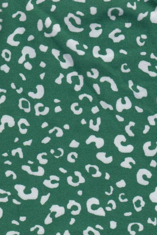 KNT2100-MS11199 GREEN ANIMAL BLOUSE BODYSUIT CAMI DRESS DTY BRUSHED GREEN KNIT POLYESTER PRINT SPANDEX STRETCH T-SHIRT TOPS TUNICS WHITE