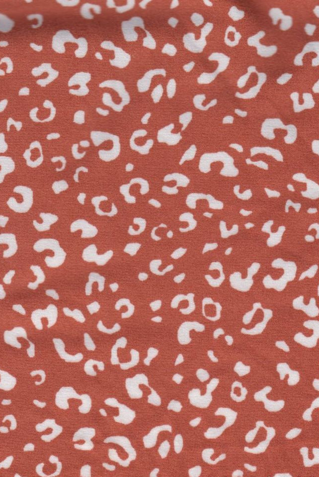 KNT2100-MS11199 RUST LT ANIMAL BLOUSE BODYSUIT CAMI DRESS DTY BRUSHED KNIT POLYESTER PRINT RUST SPANDEX STRETCH T-SHIRT TOPS TUNICS WHITE