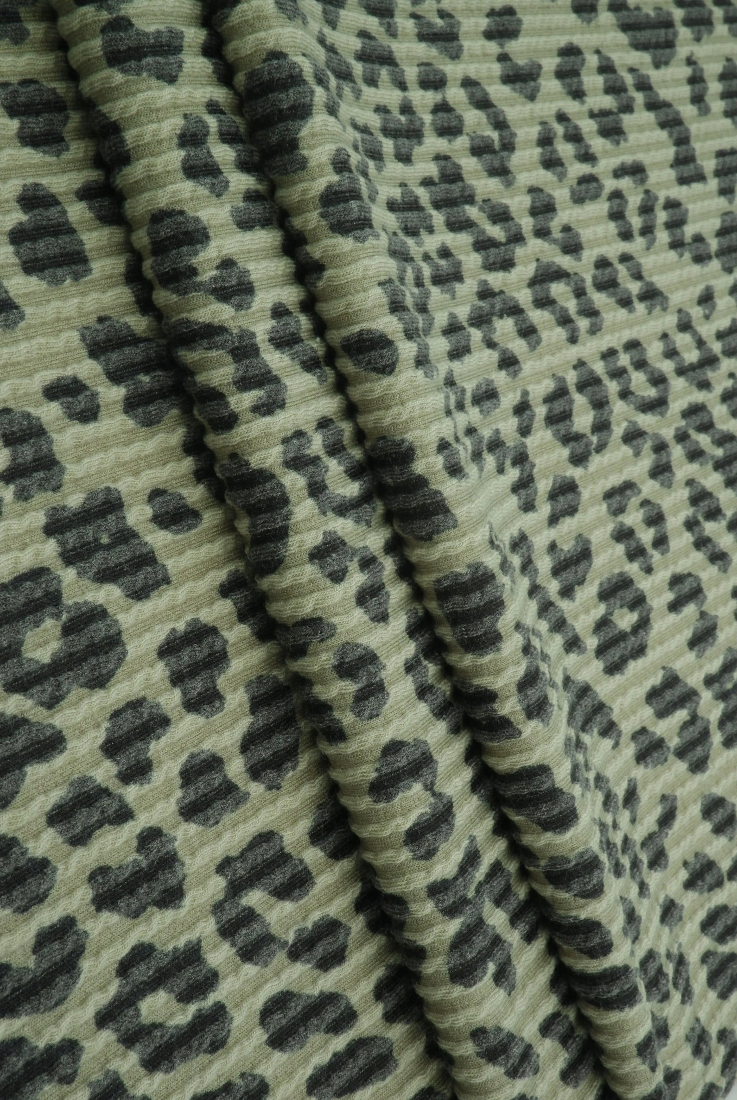 KNT4463-S304102 OLIVE VINTAGE ACTIVEWEAR ANIMAL BODYSUIT DOUBLE KNIT DRESS JACQUARD PANTS POLYESTER RAYON RIB SKIRTS SOLID SPANDEX STRETCH URBAN