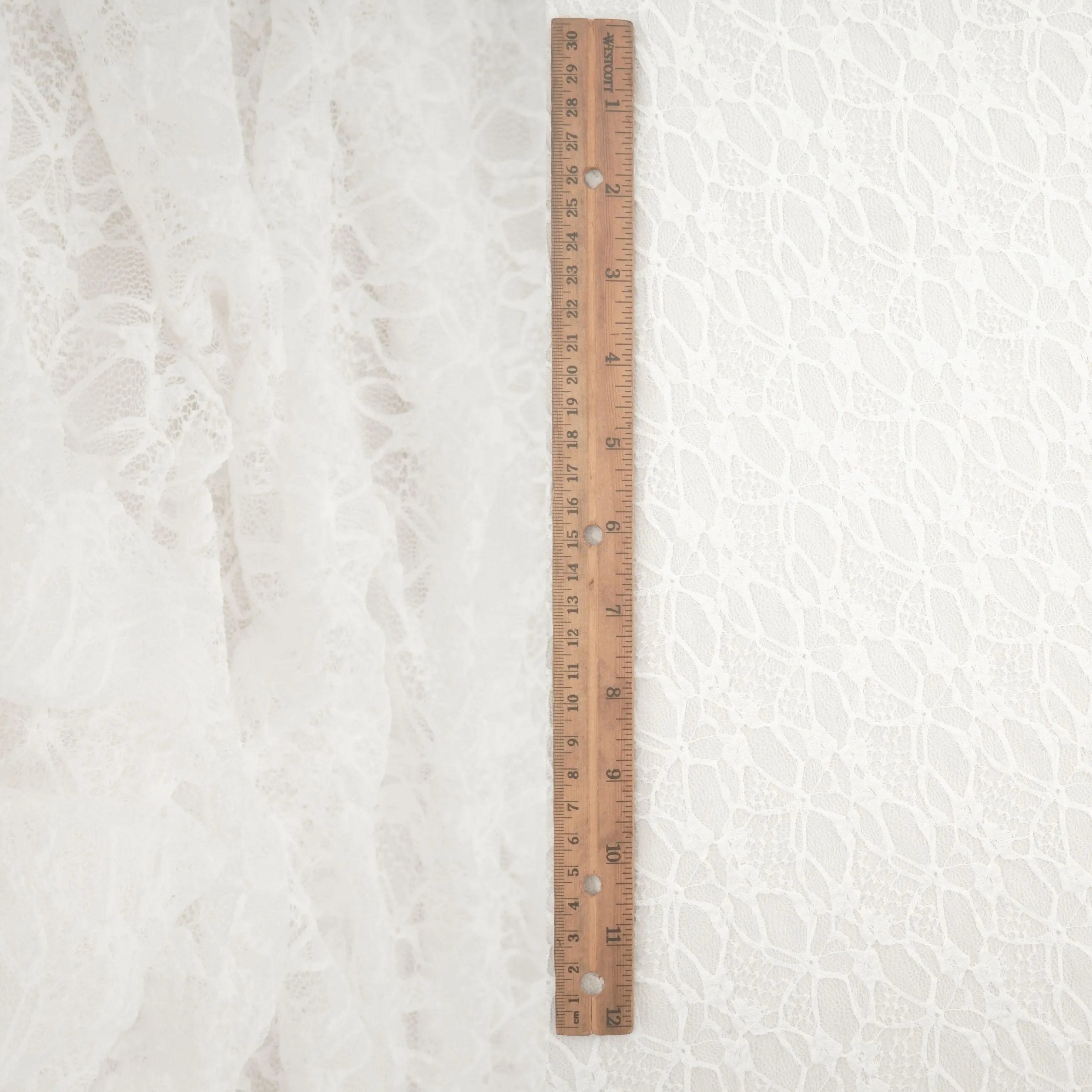 LACE4661 IVORY KNIT