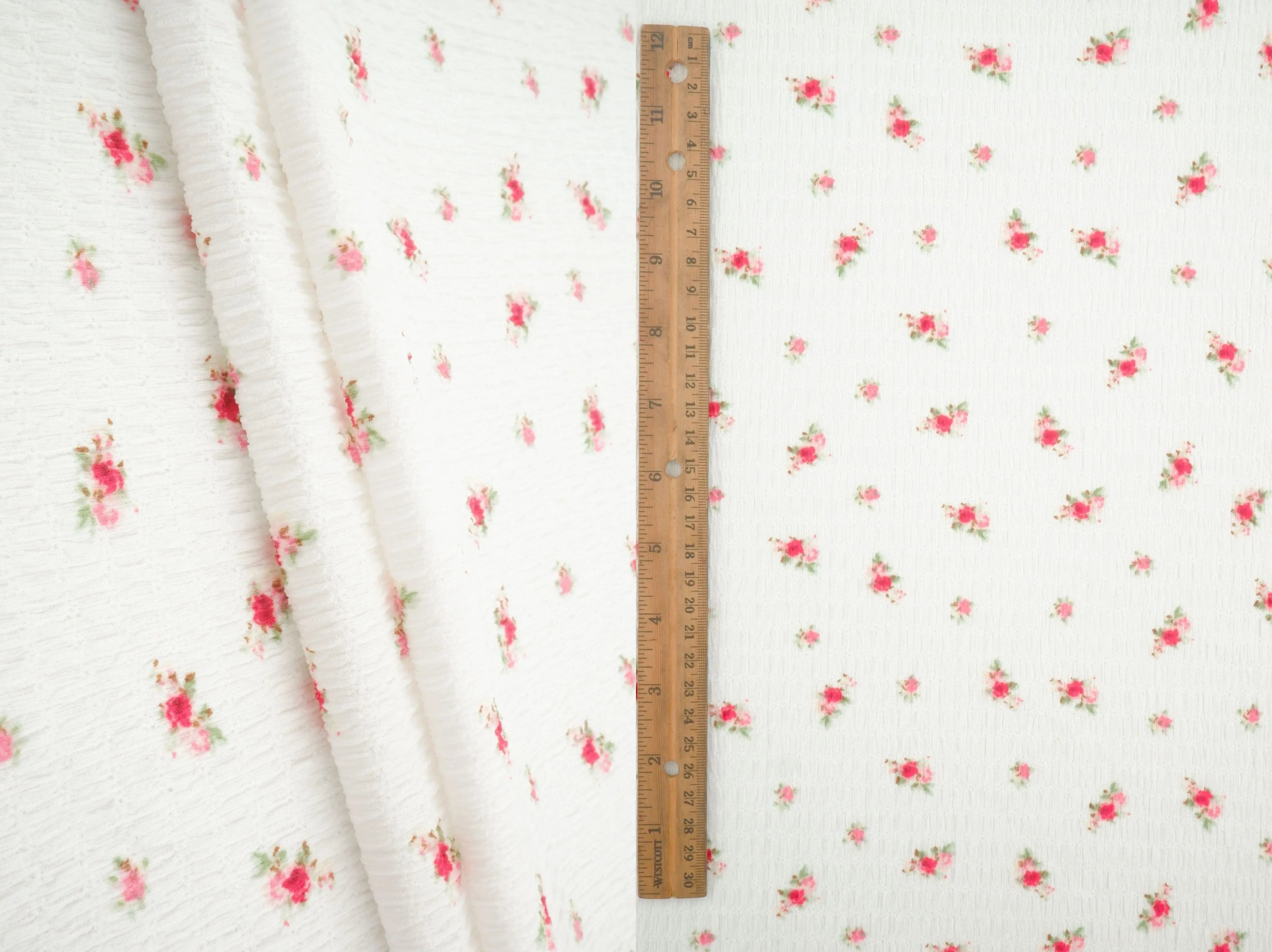 CRP4628-MS11571 IVORY/RED WOVEN