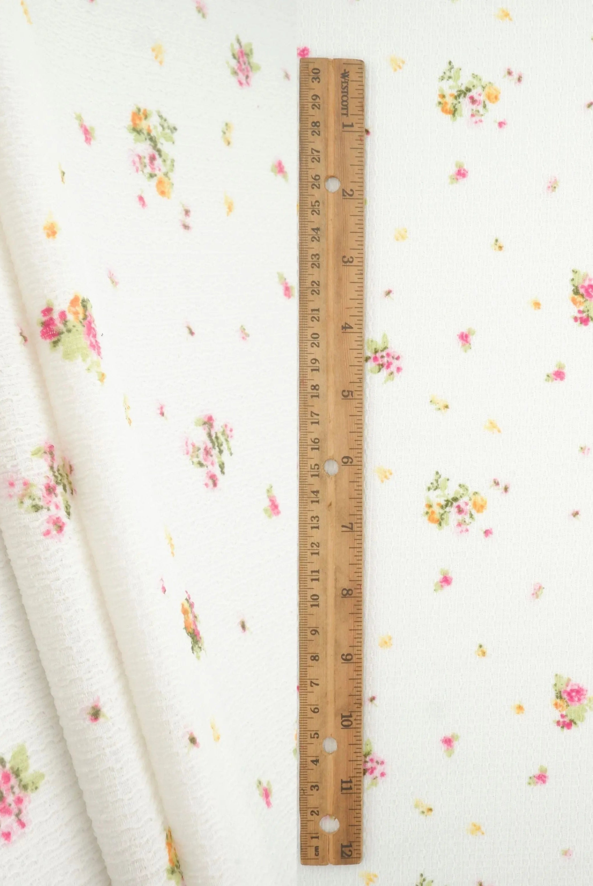 CRP4670-MS11578 IVORY/FUCSHIA KNIT