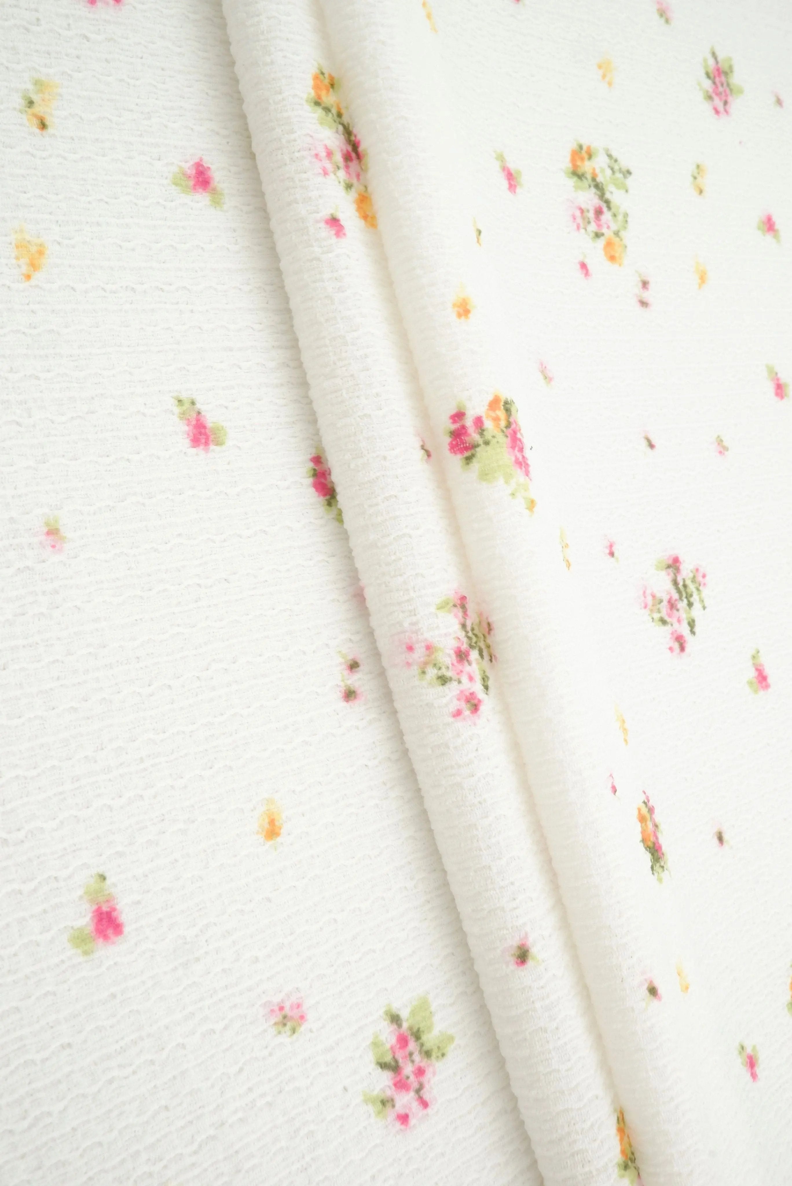 CRP4670-MS11578 IVORY/FUCSHIA KNIT