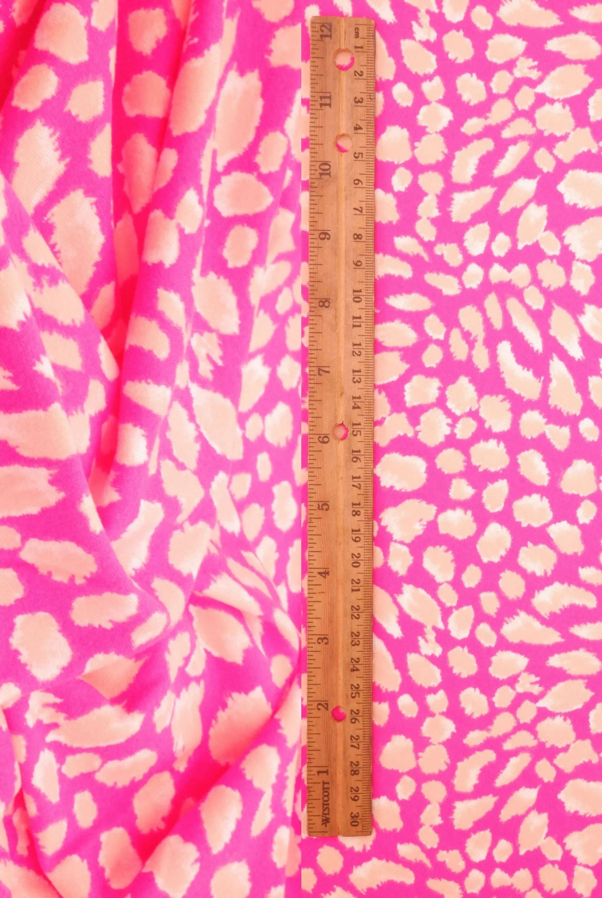 KNT4520-MS11243 PINK HOT ACTIVEWEAR ANIMAL BIKER SHORTS BLOUSE BODYSUIT BOTTOMS CAMI DIGITAL PRINT DRESS KNIT LOUNGEWEAR POLYESTER SKIRTS SPANDEX STRETCH TOPS