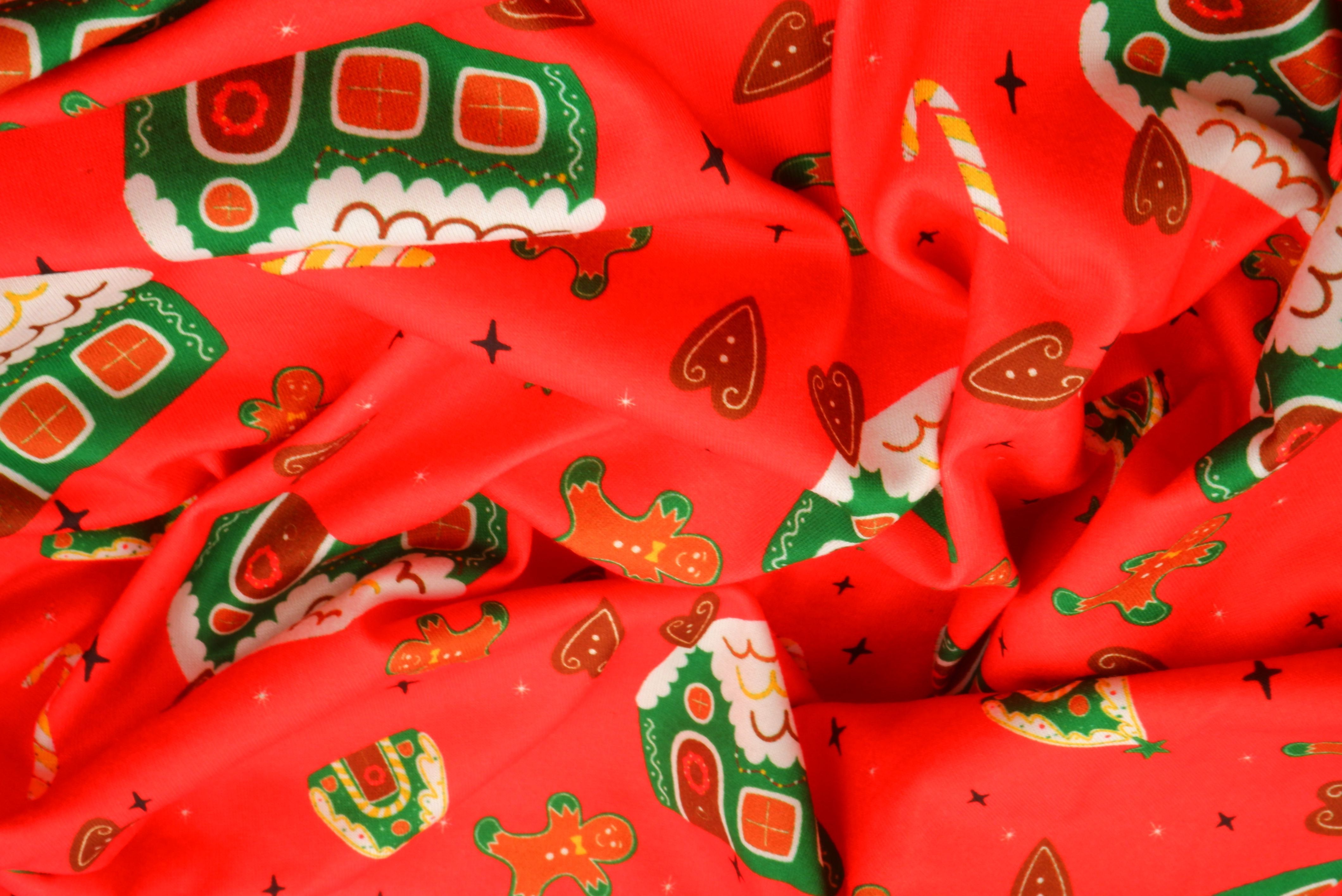 DKNT4520-M11728 RED KNIT