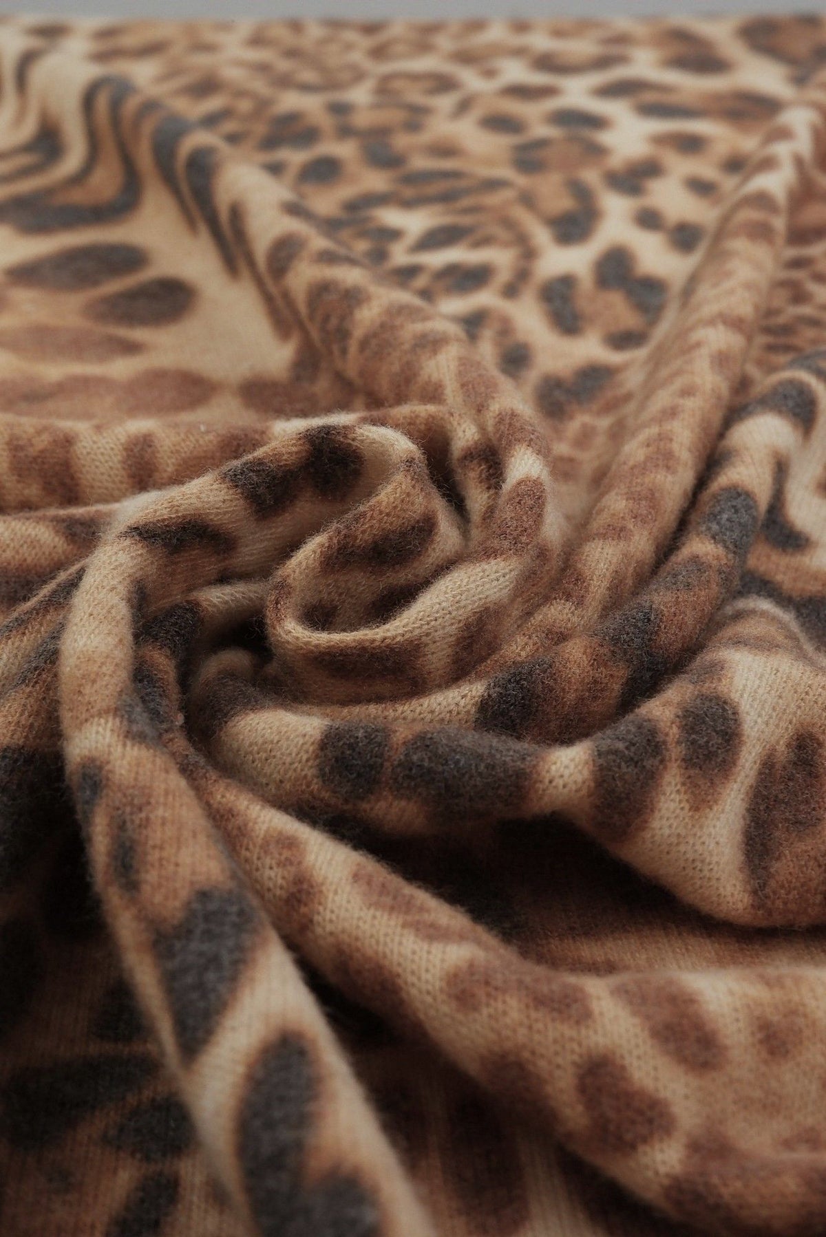 KNT4163-SE20139 SAND ANIMAL BLOUSE BOTTOMS BROWN CAMI CAT CHEETAH DRESS KNIT LOUNGEWEAR PANTS POLYESTER PRINT RAYON SKIRTS SPANDEX STRETCH SWEATER