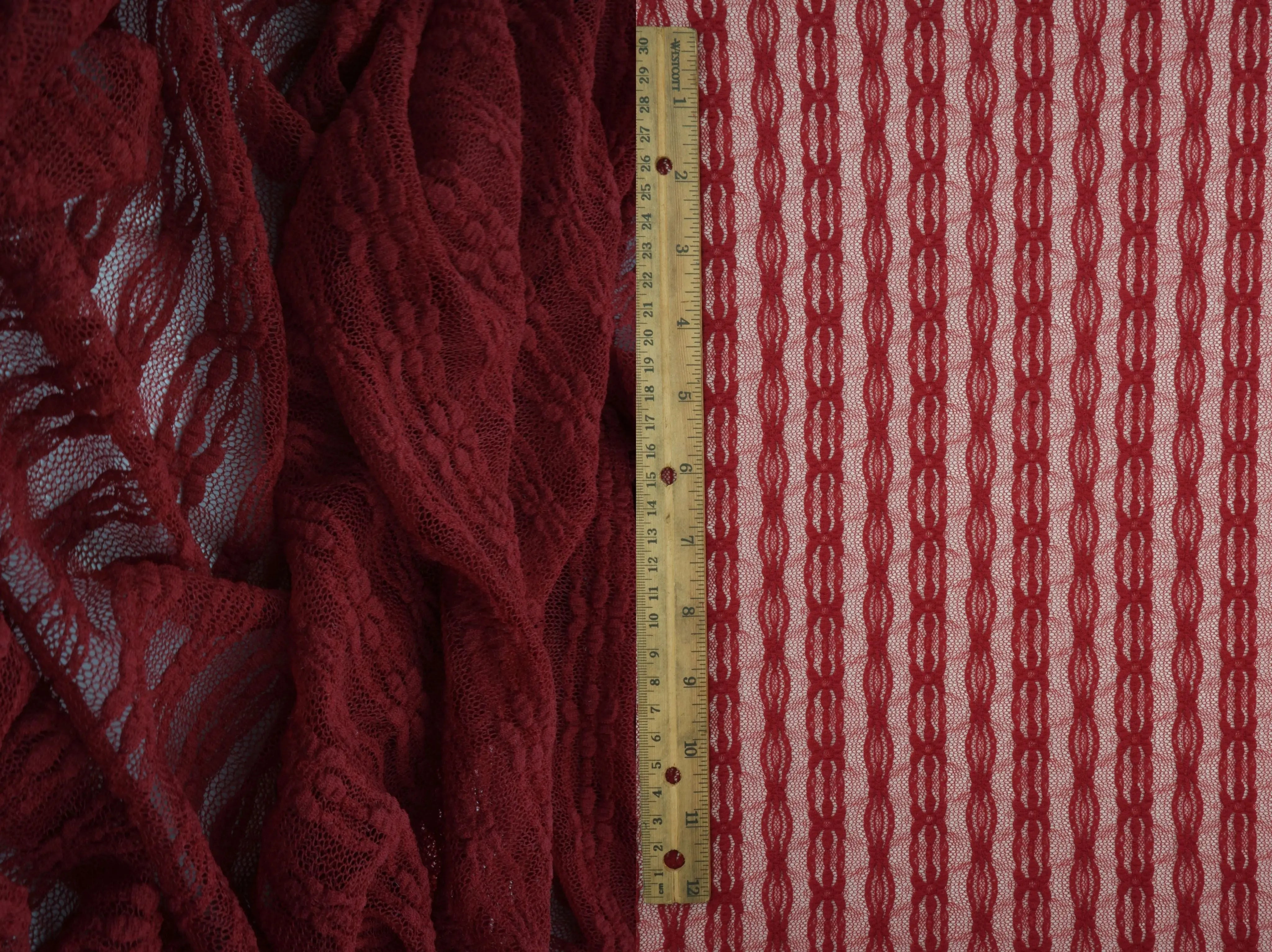 LACE4663 CHERRY RED LACE