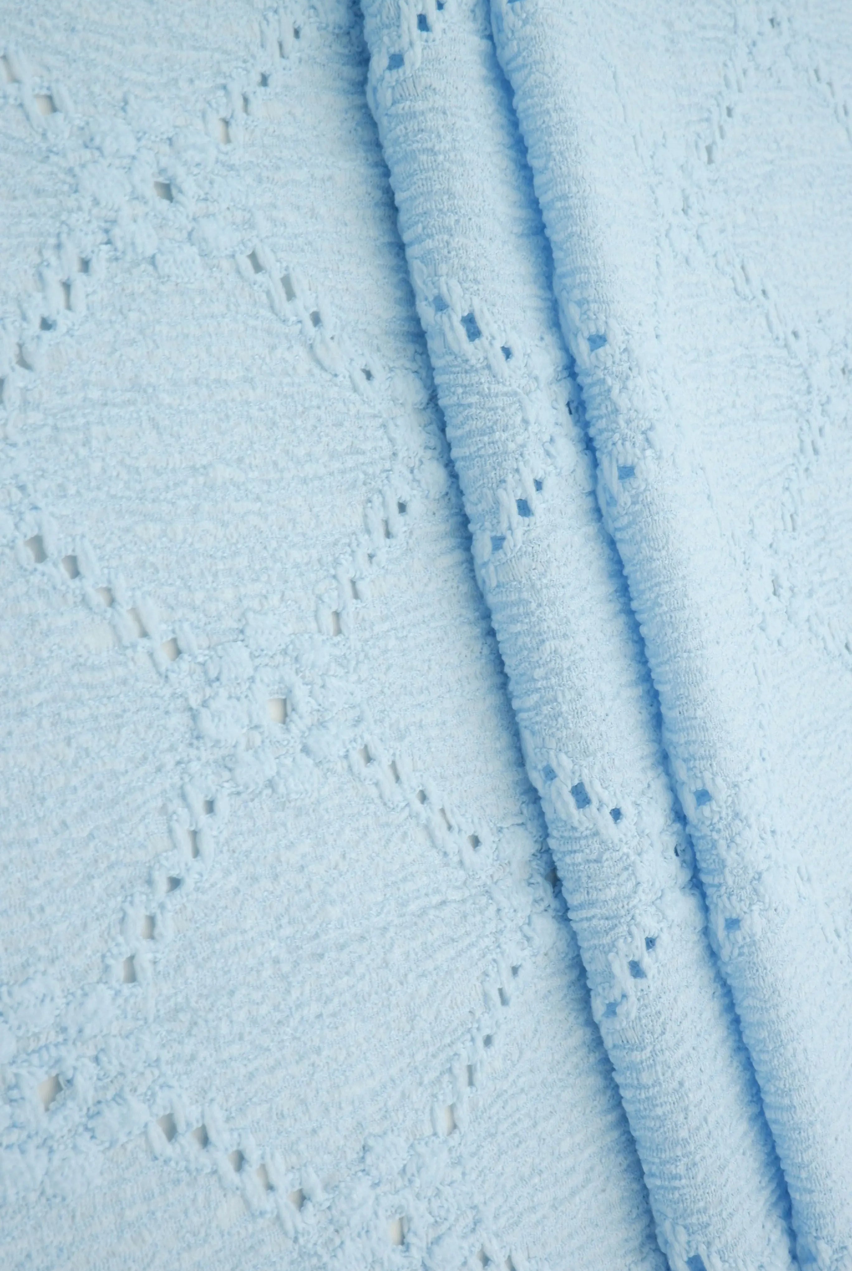 LACE4673 BLUE LT. LACE