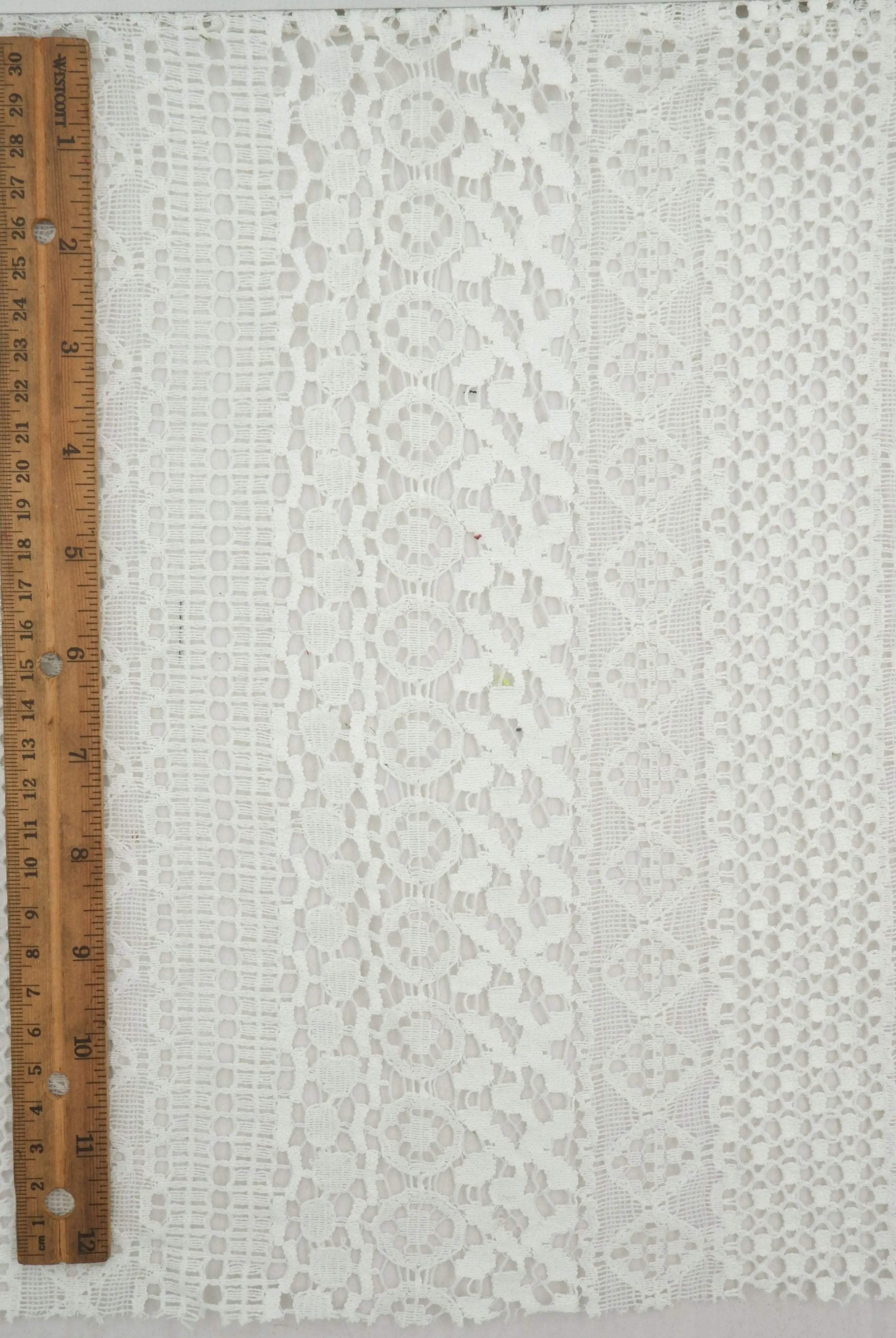 LACE4677 OFF WHITE LACE