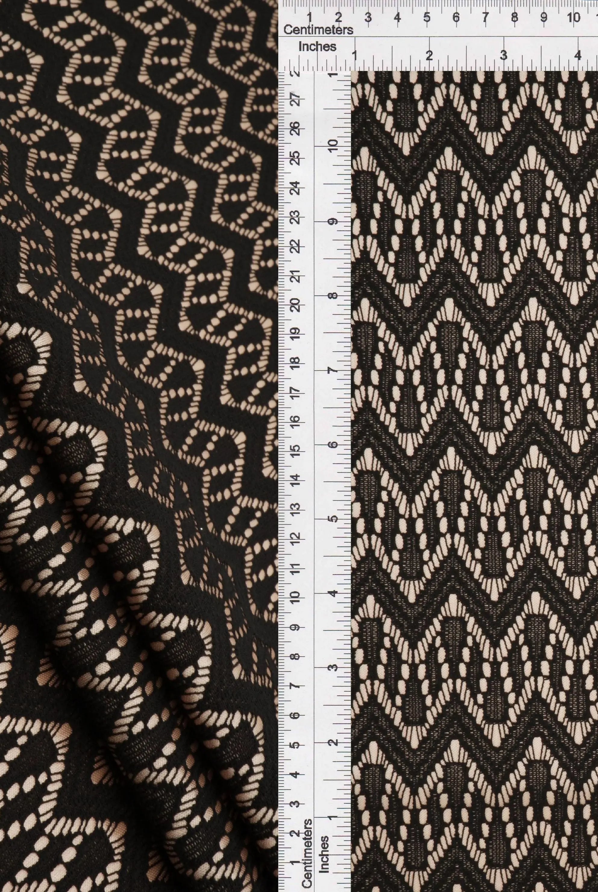 SATIN LACE CREAM/BLACK LACE