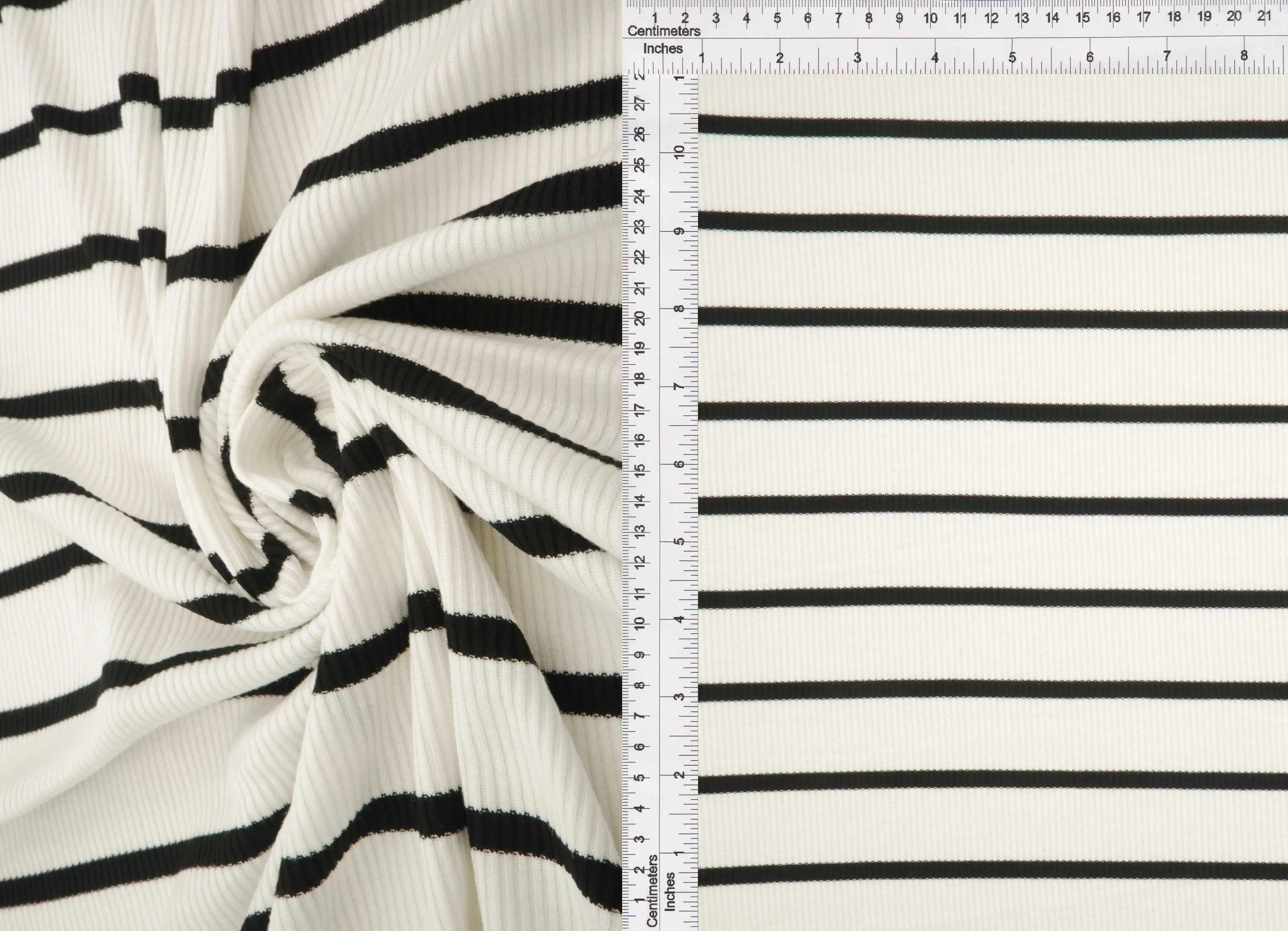 KNT4641 IVORY/BLACK KNIT