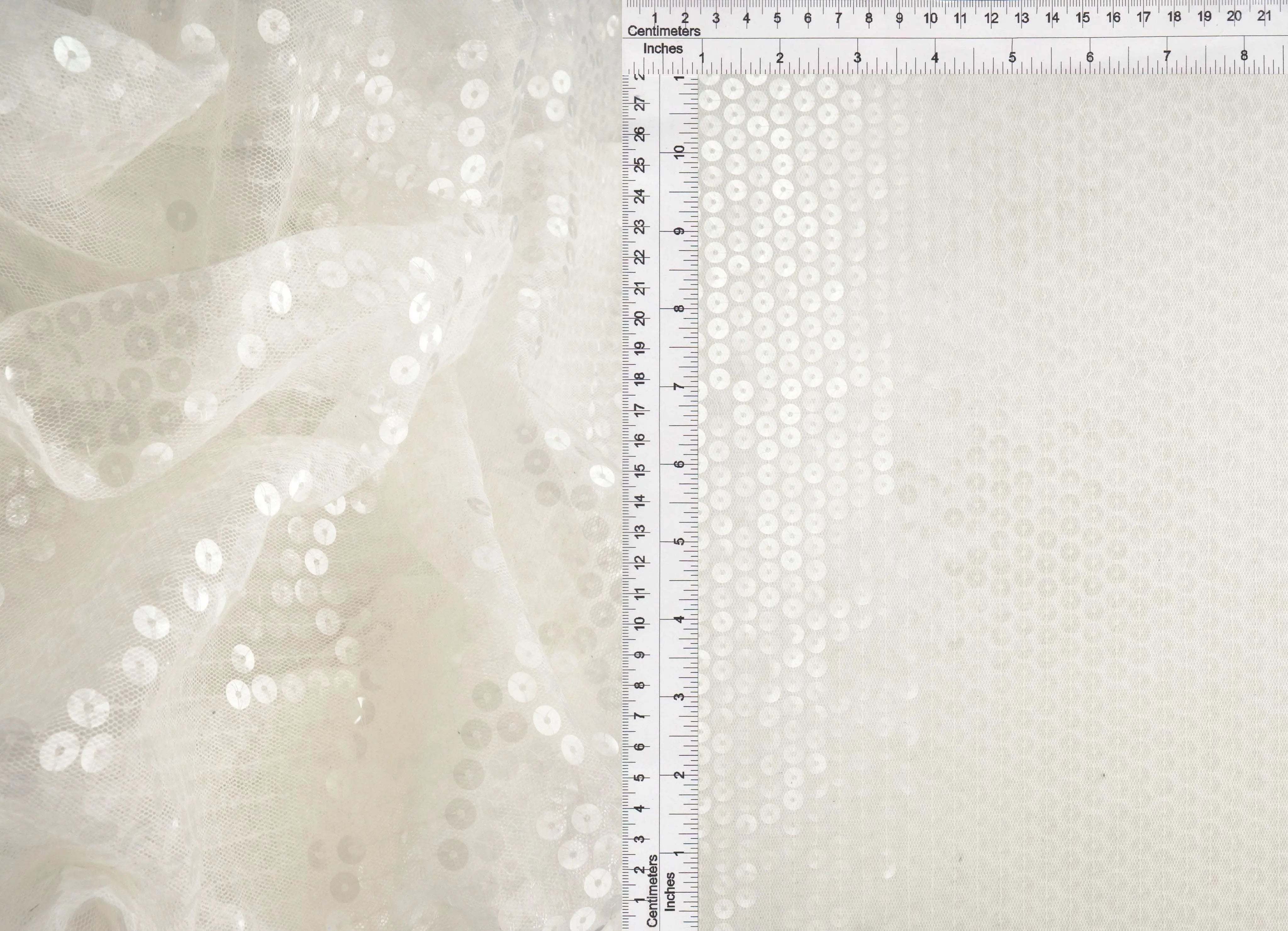 MESH SQ EMBR 7 WHITE MESH