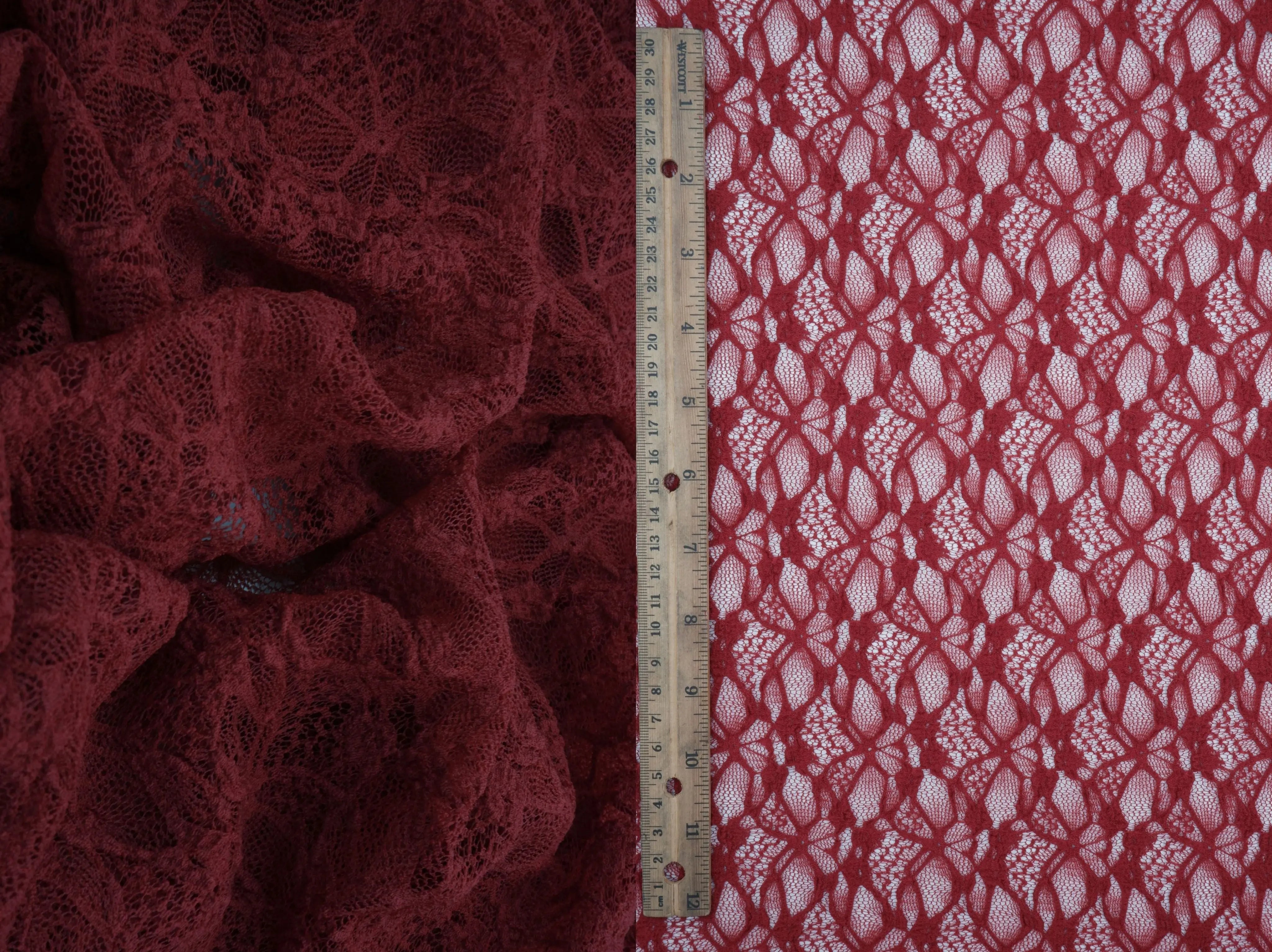 LACE4661 CHERRY RED KNIT