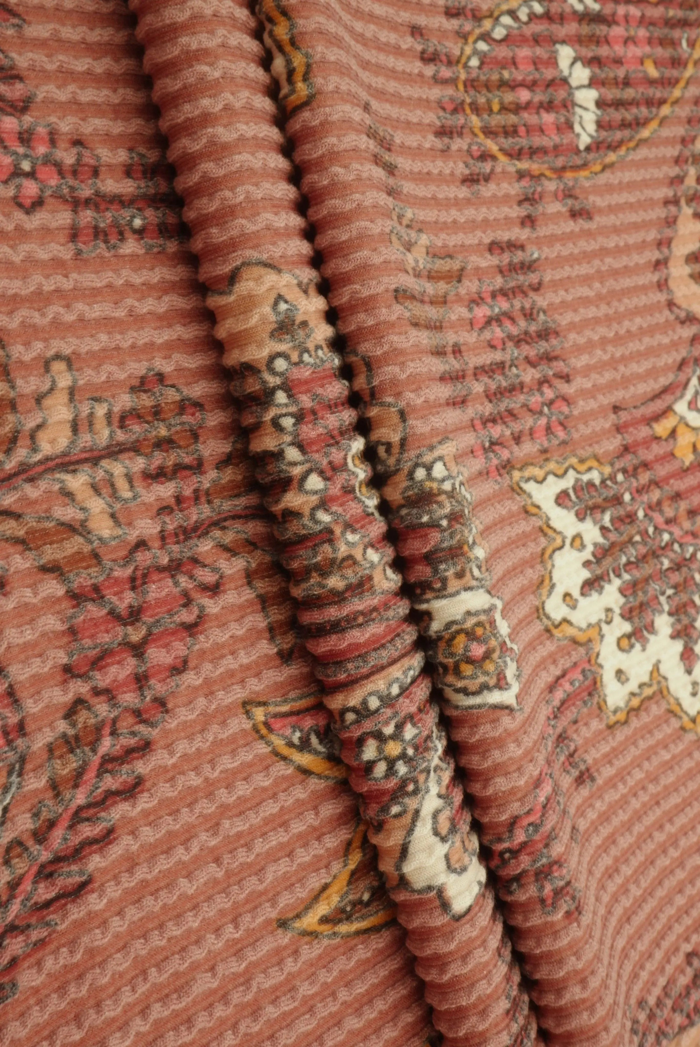 Double Knit Jacquard Paisley Fabric (KNT4463-Q10504B)