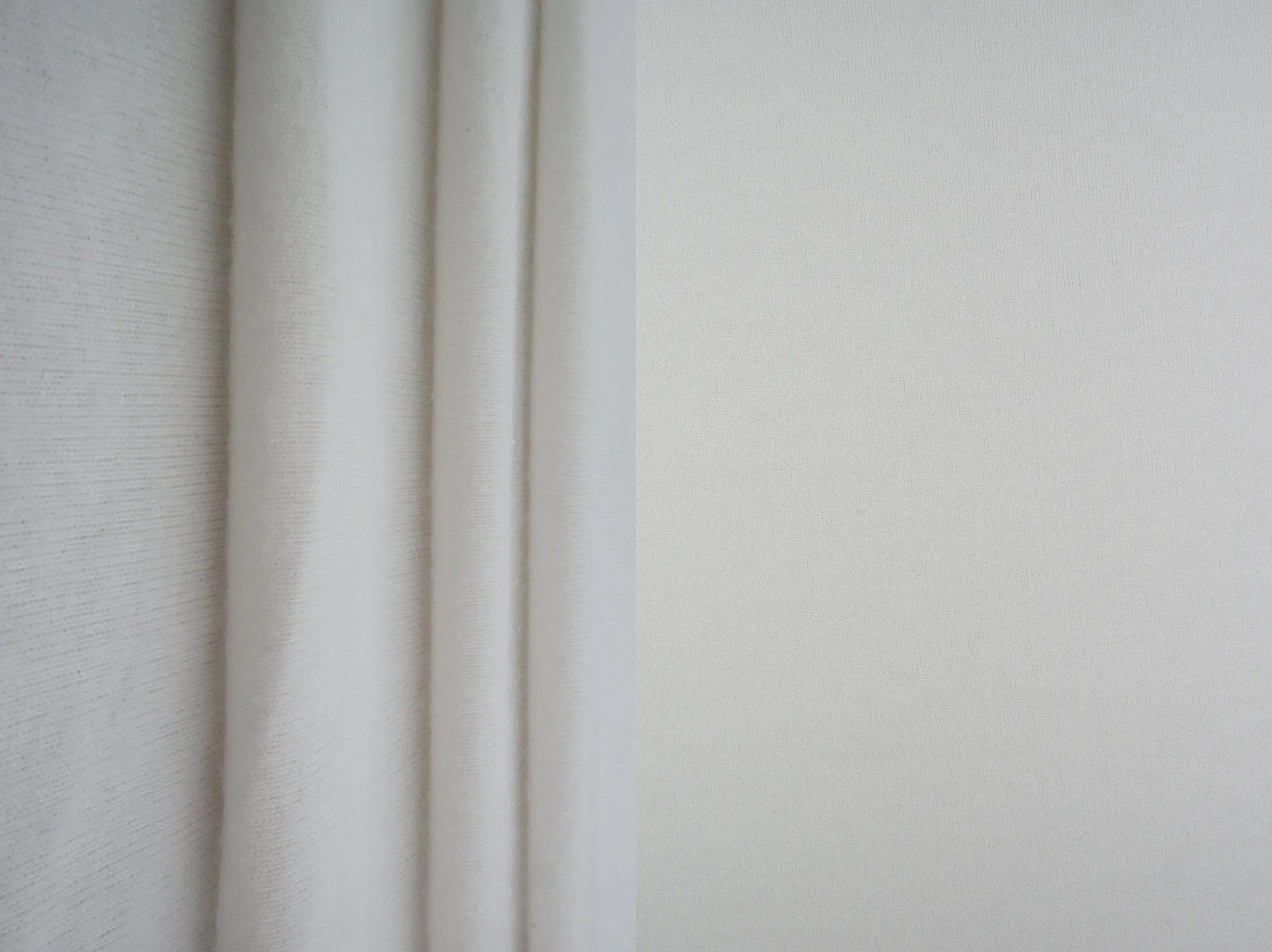 KNT4205 OFF WHITE BODYSUIT BOTTOMS CASHMERE DRESS IVORY KNIT LOUNGEWEAR NO-PRINT OUTERWEAR PANTS POLYESTER RAYON SKIRTS SOLID SPANDEX STRETCH SWEATER SWEATSHIRT T-SHIRT TUNICS