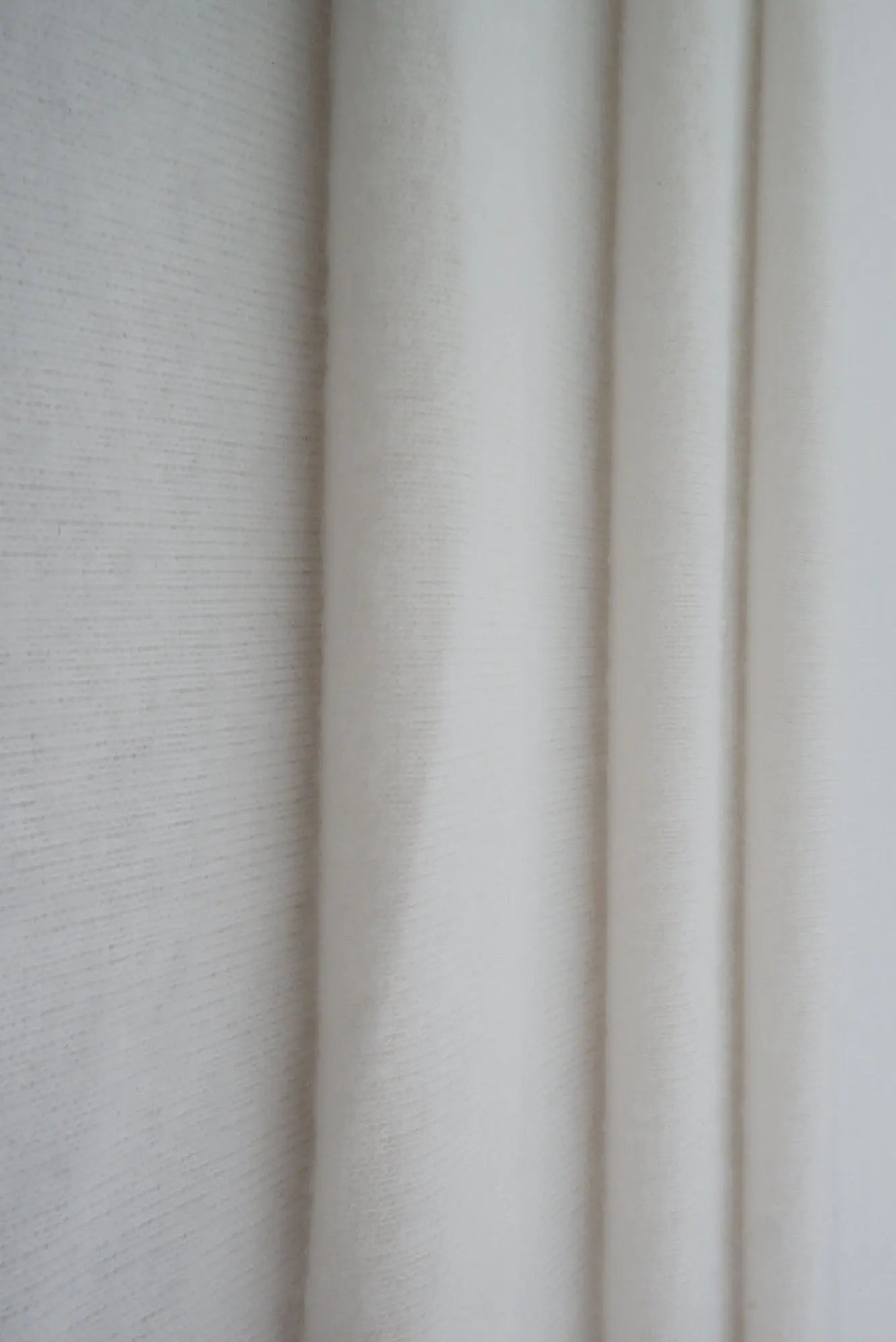 KNT4205 OFF WHITE BODYSUIT BOTTOMS CASHMERE DRESS IVORY KNIT LOUNGEWEAR NO-PRINT OUTERWEAR PANTS POLYESTER RAYON SKIRTS SOLID SPANDEX STRETCH SWEATER SWEATSHIRT T-SHIRT TUNICS