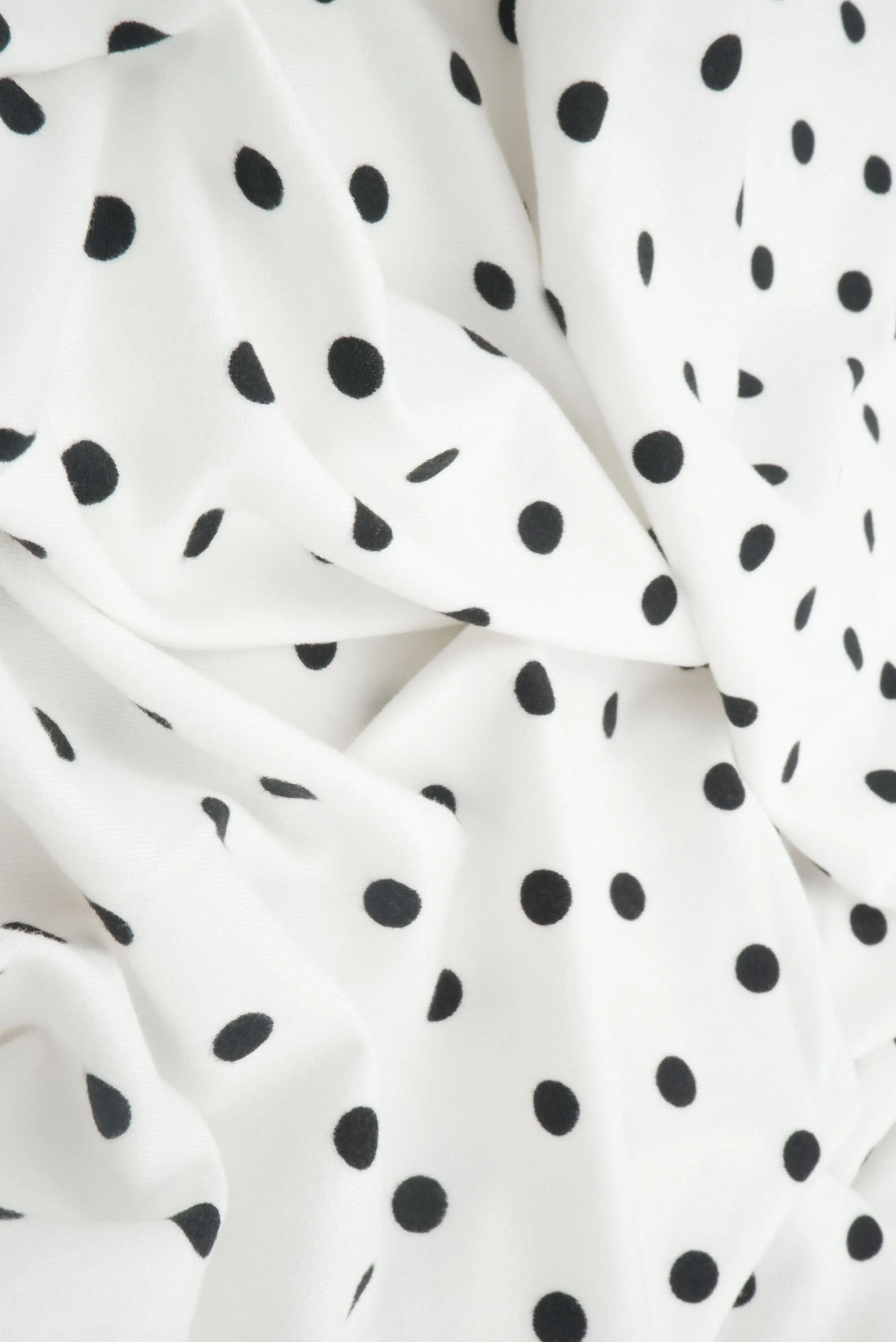 KNT4520-DU298 IVORY/BLACK KNIT