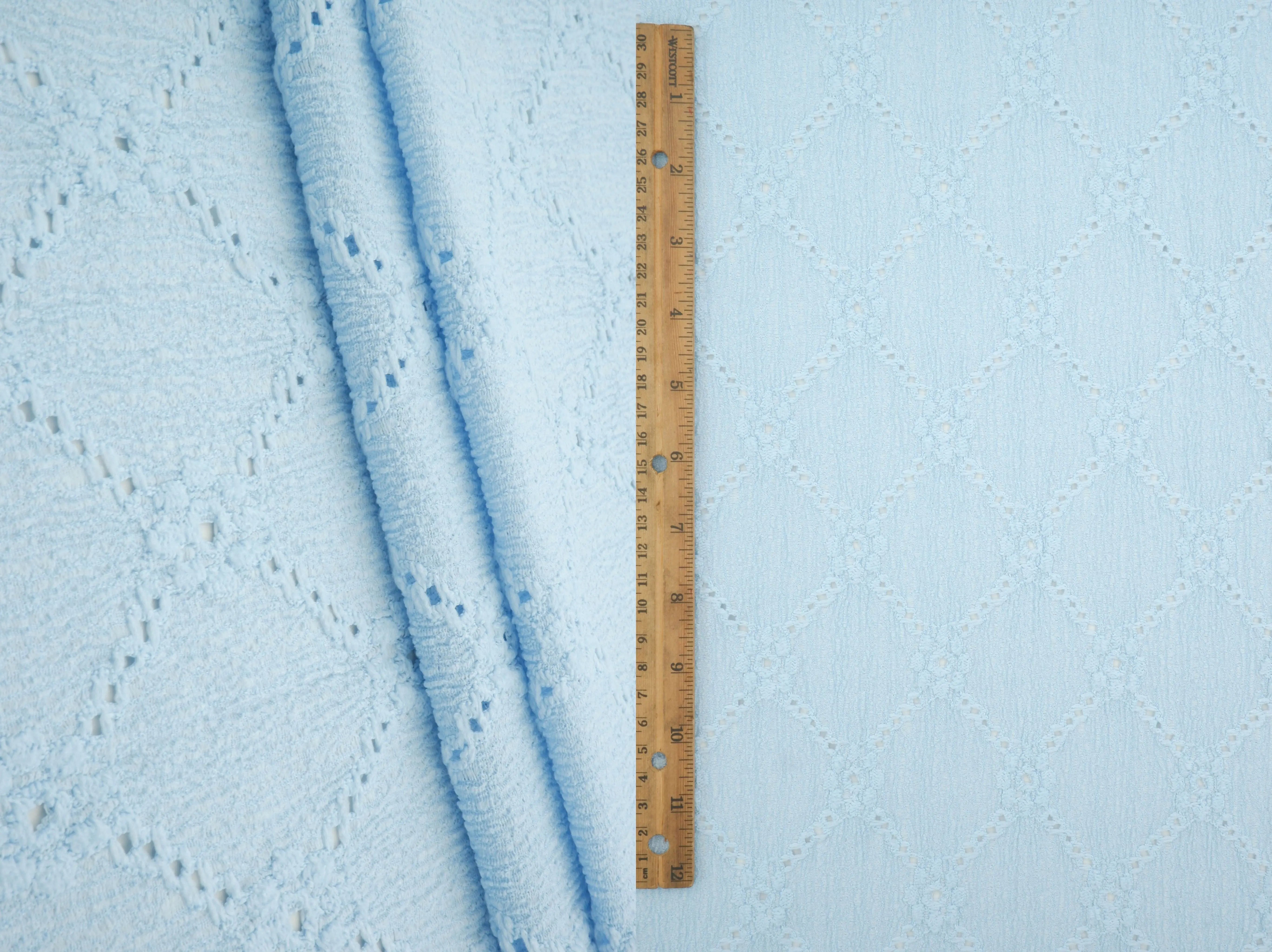 LACE4673 BLUE LT. LACE